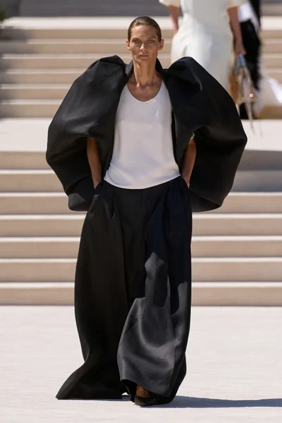 Look 4